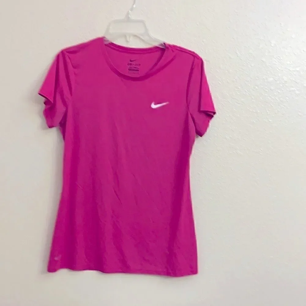 🎁🎁 NIKE DRI-FIT COLOR PINK SIZE LARGE
